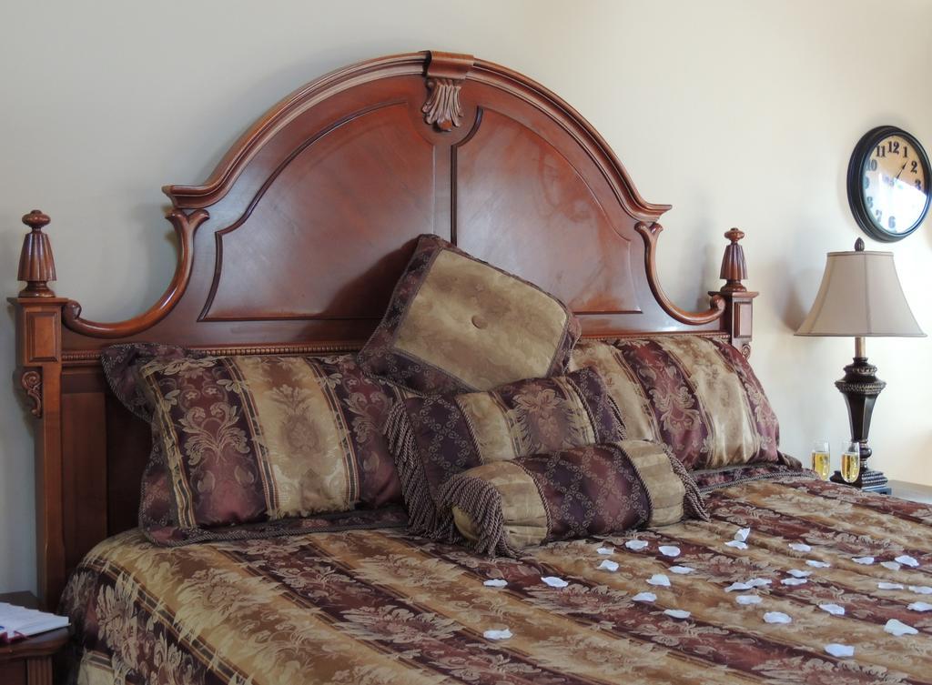 Вилла Donna'S Premier Lodging Берлин Экстерьер фото